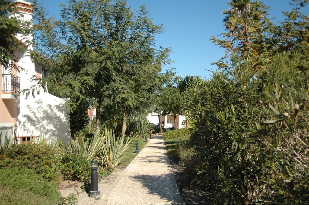 Vila Dos Principes In Praia D'El Rey Praia del Rei Exterior photo